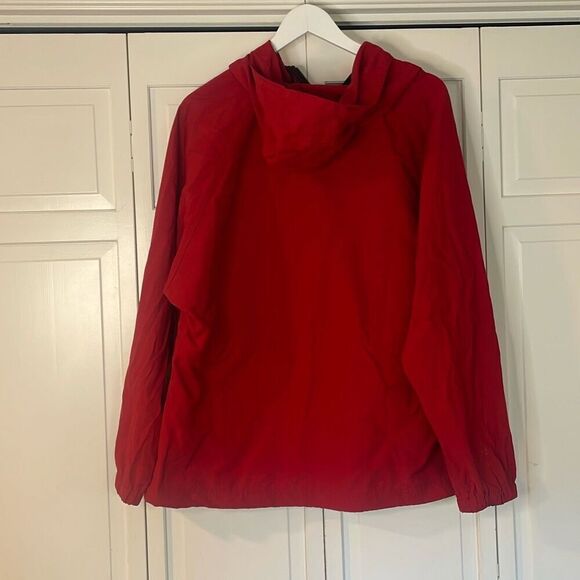 L.L. Bean vintage red windbreaker pocket front hooded jacket large - Picture 6 of 9